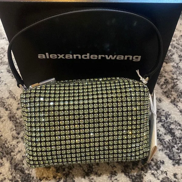 Heiress Medium Pouch - Image 2