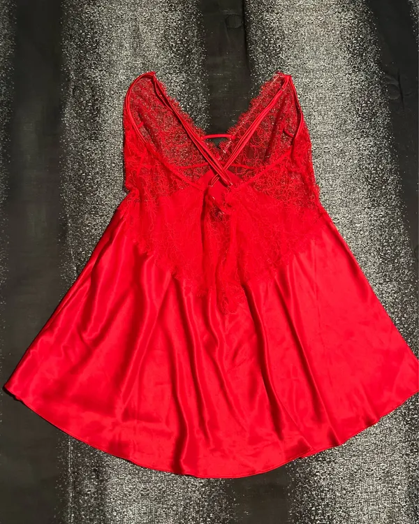 Womens XL Victoria's Secret red lace satin chemise negligee nightie - Image 2