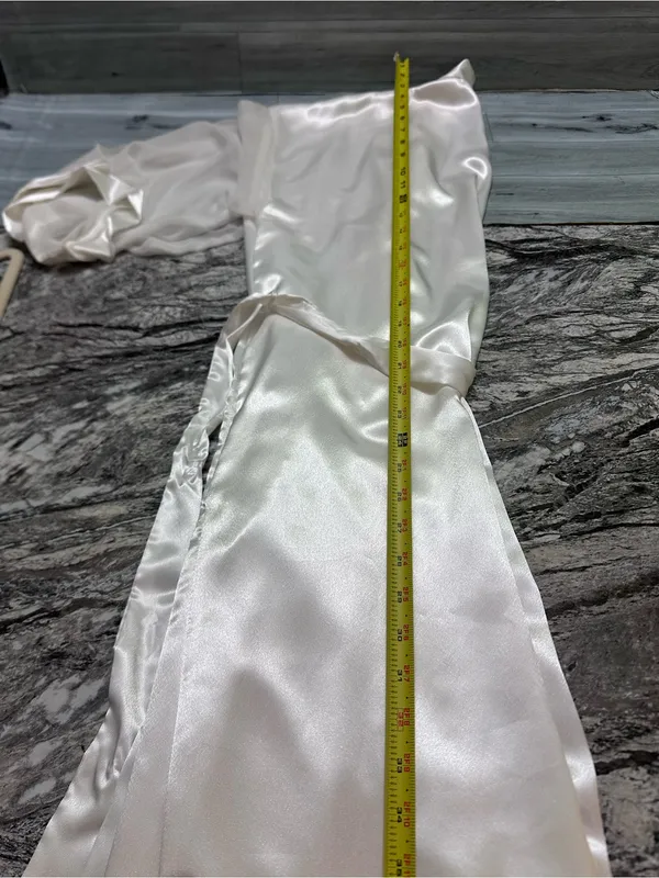 Intimo Amore Satin Ivory Wrap Robe with Nightgown vintage M - Image 10