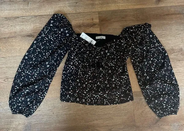 Abercrombie & fitch off the shoulder top - Image 2