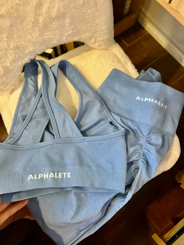 Alphalete Workout Set - Image 2