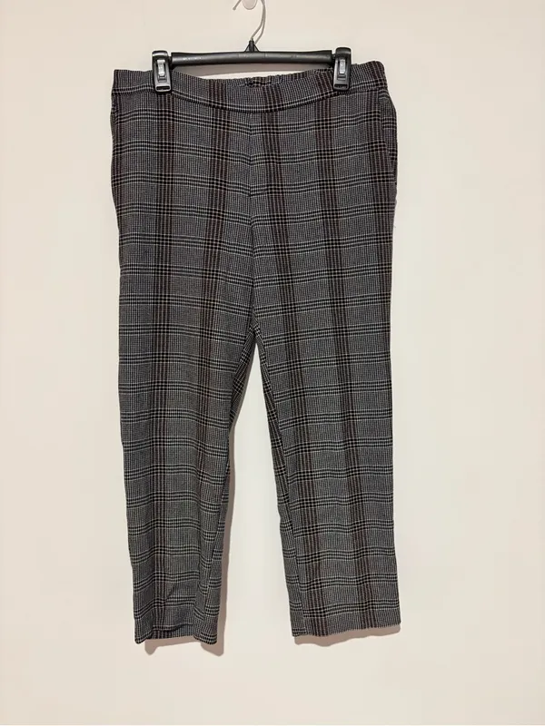 Old navy pull on straight leg plaid pants grey size 10 - Image 2
