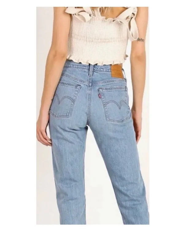 Levi's 501 High-Waisted Jeans - Image 3