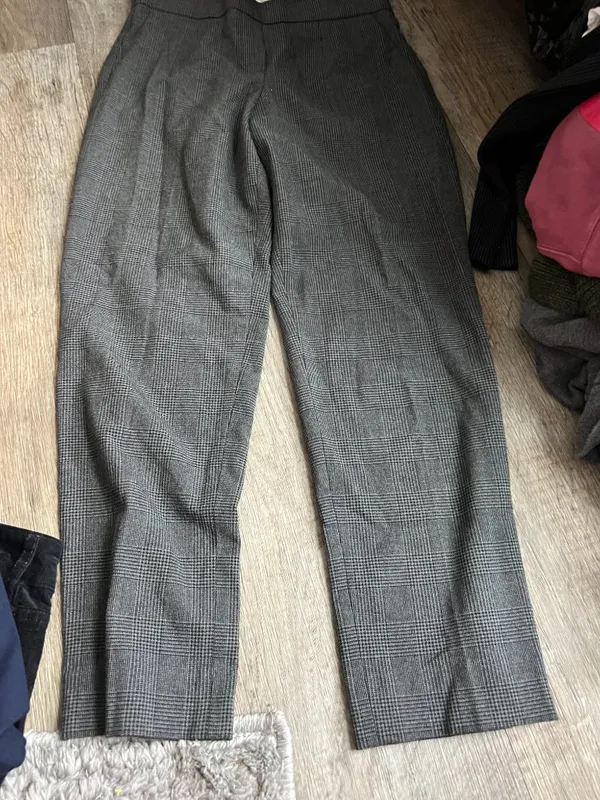 Babaton size 0 dress pants - Image 4