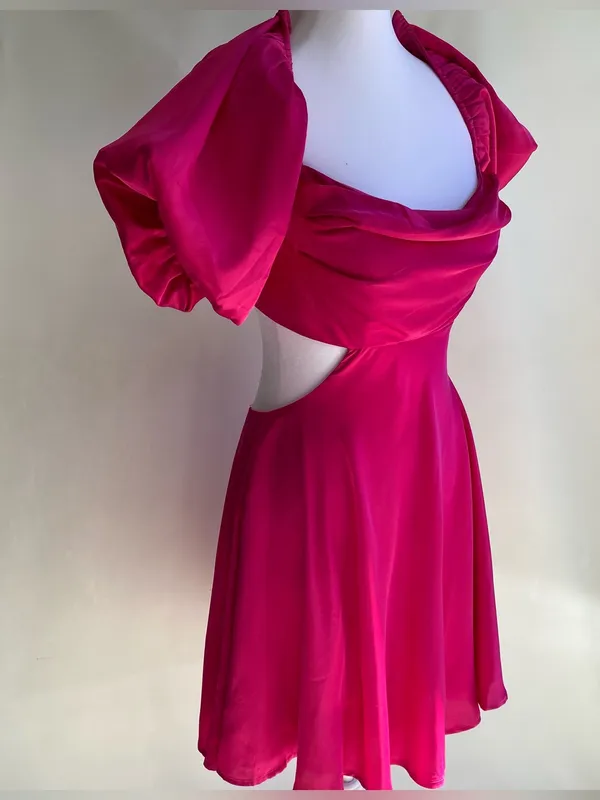 ASTR the Label Clarita mini dress puff sleeve cut out cocktail wedding guest M - Image 9