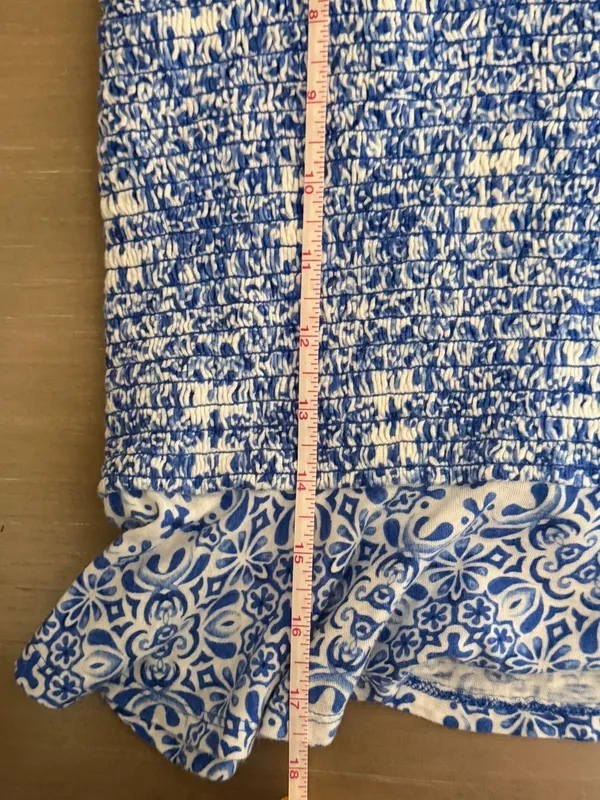 Express Blue White Tile Print Smocked Crop Peplum Tank Top Resort Coastal Medium - Image 6