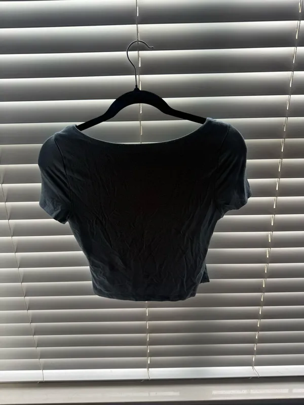 Dress Up Boutique blue cropped shirt - Image 2