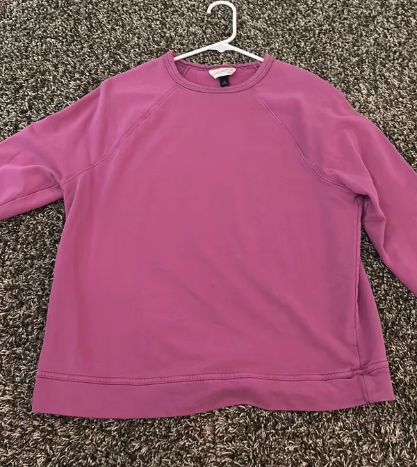 Target pink crewneck - Image 5
