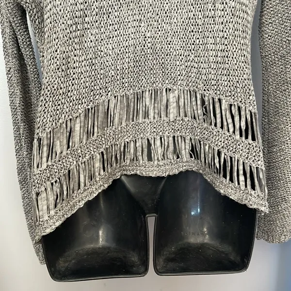 Abercrombie and Fitch knit gray sweater size XS - Image 5