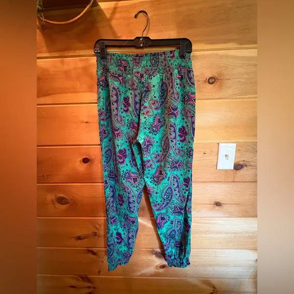 Aerie Paisley Jogger style Pants in Green and Pink size M - Image 3