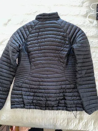 Eddie Bauer Puffer Coat - Image 10