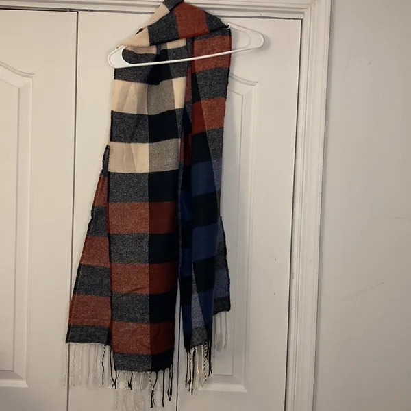 Steve Madden Scarf Berry Multi Color - Image 2