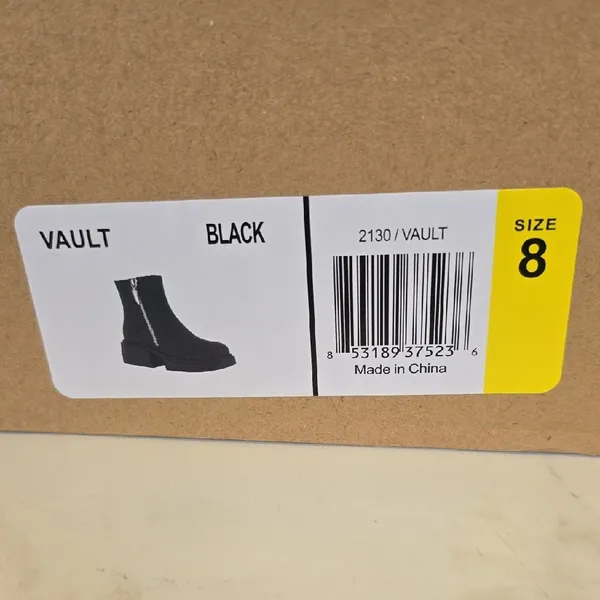 Seven7 Women's Zippered Black Ankle Booties - Image 2