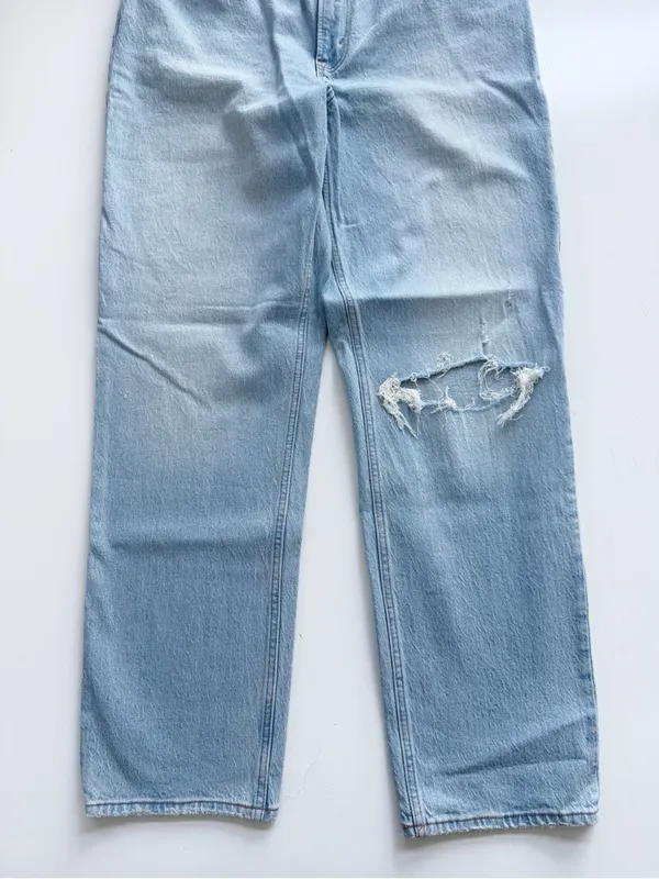 NWT Abercrombie & Fitch The 90’s Straight Ultra High Rise Jeans Size 30/10 - Image 3