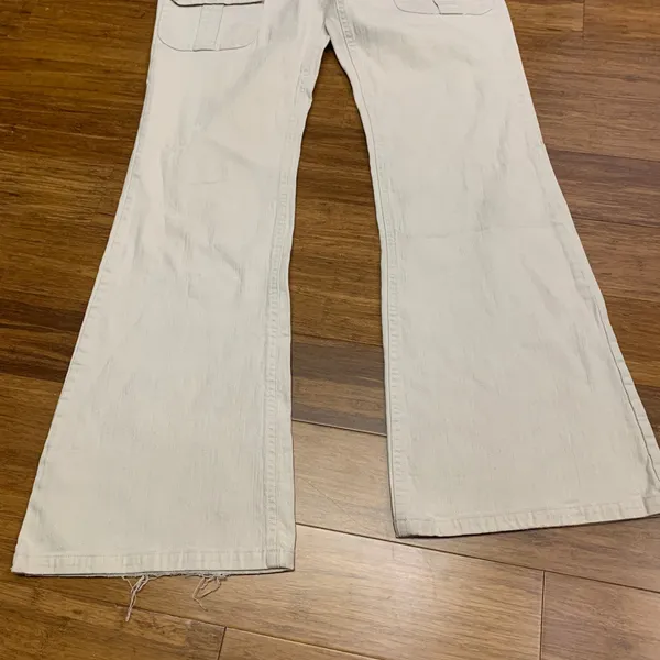 Y2K Bailey's Point Flare Leg Cargo Pants Womens Size 6 Button‎ Fly Cream Utility - Image 3