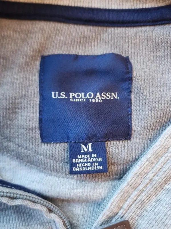 U.S. Polo Assn. light grey quarter zip sweatshirt - size medium - Image 2