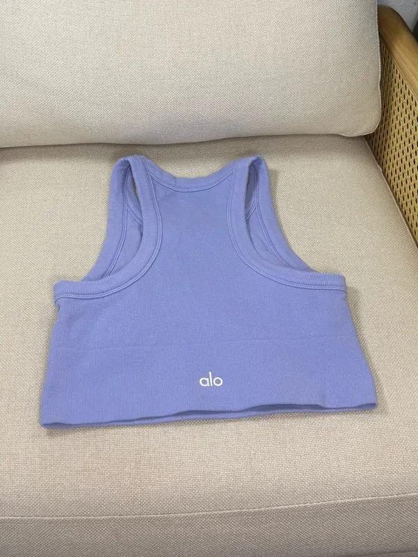 Alo Yoga Seamless Delight High Neck Tank Best for size small - Image 4