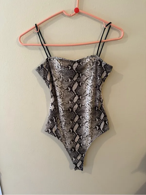 Snake-Print Bodysuit in Black and White - Image 2