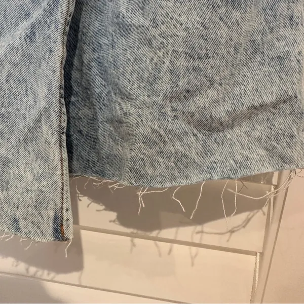 Zara Denim Skort Sz XS Cutoff Jean Shorts Acid Wash - Image 5