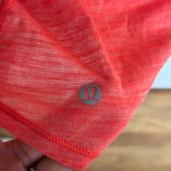 Lululemon No Limits Tank Top Heathered Red Coral 2-in-1‎ Built-in Bra Size 10 - Image 4
