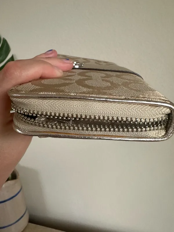 COACH Julia Op Art Signature Accordion Full Size Wallet - Image 13