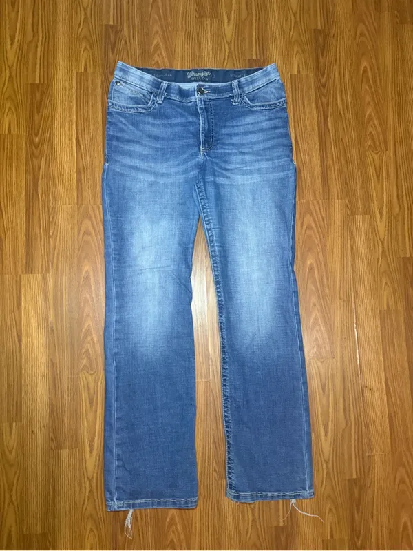 Wrangler Willow Ultimate Riding Jean Mid Rise Bootcut Embroidered Whiskered 34 - Image 3