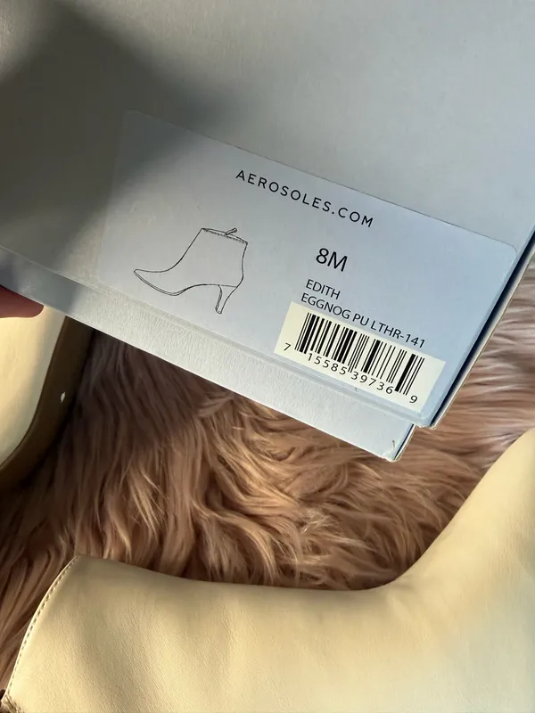 AEROSOLES Edith Faux Leather Ankle Boots Cream Size 8 - Image 4