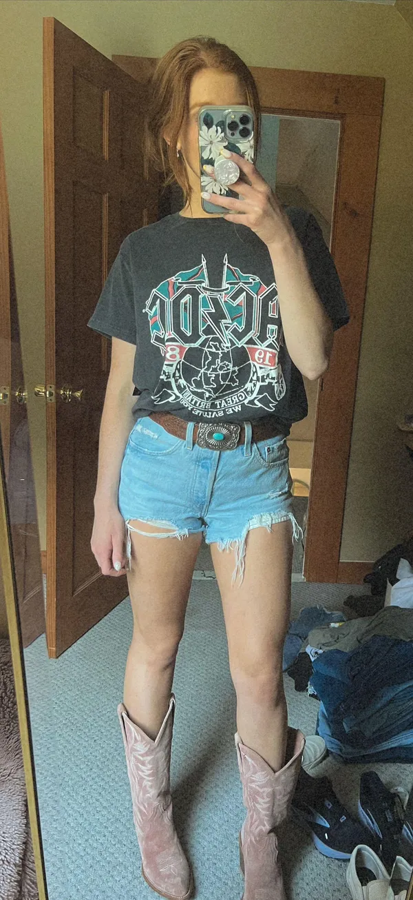 Levi's 501 Shorts - Image 2