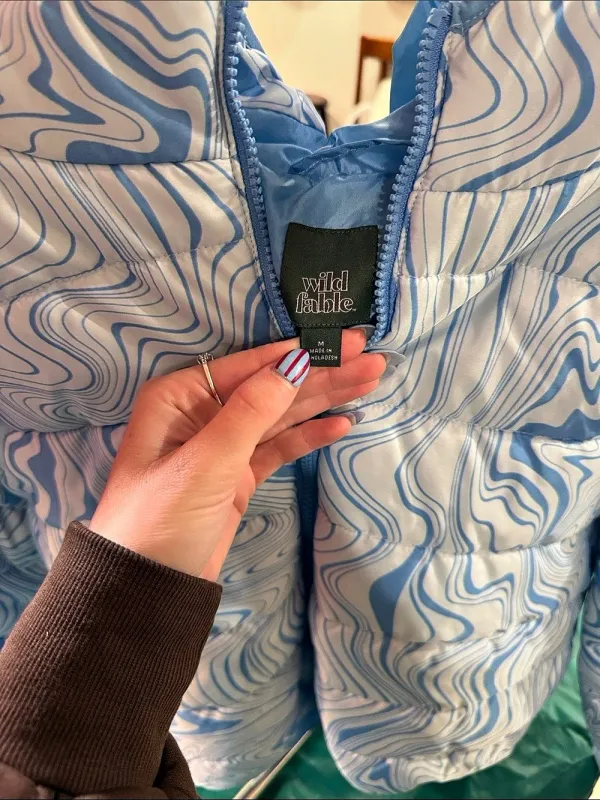 Wild Fable Abstract Puffer in Blue & White Size Small - Image 2