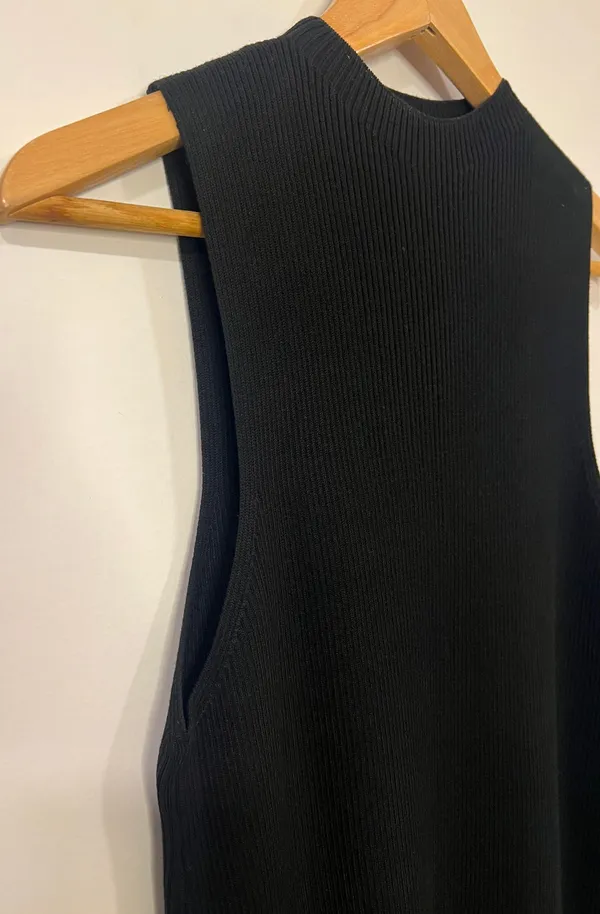 Anthropologie Black Slim Ribbed MIDI dress M - Image 5