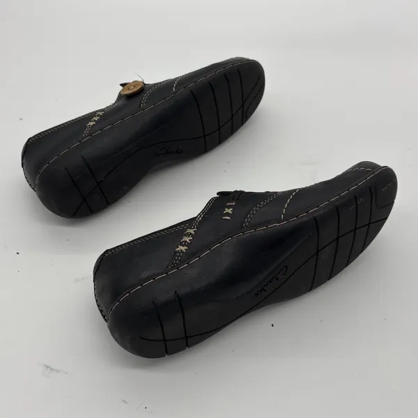 Clarks Womens Black Leather Button Slip On Loafers Shoes Size 5M - Image 6