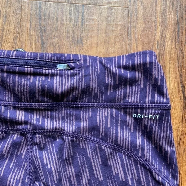 Nike dri fit‎ running Capri leggings size small - Image 5