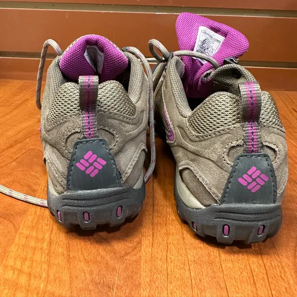 Columbia Tan and Pink Outdoor Shoes - Image 3