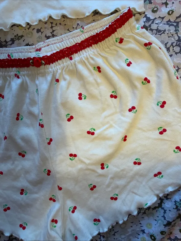 Cherry Embroidered Cream Tank & Shorts Set Red Size M - Image 4