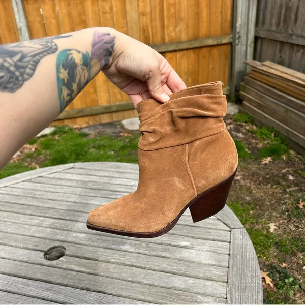 Vince Camuto‎ Nerlinji Brown Suede Bootie 5.5 - Image 11