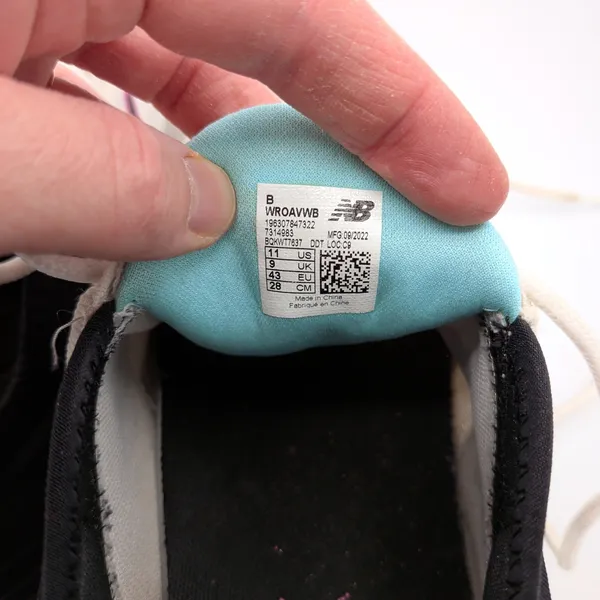 New Balance Fresh Foam Roav Womens 11 Running Shoes White Black Pink WROAVWB - Image 8
