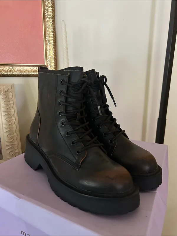 Madden‎ Girl Carra Boots Lace Up Combat Lug Sole Brown Rub Grunge NEW Size 5.5 - Image 6
