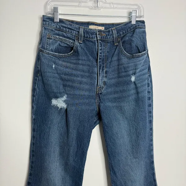 Levi's Premium 70s High Rise Flare‎ Medium Blue Wash Size 30 Minimalist Casual - Image 4