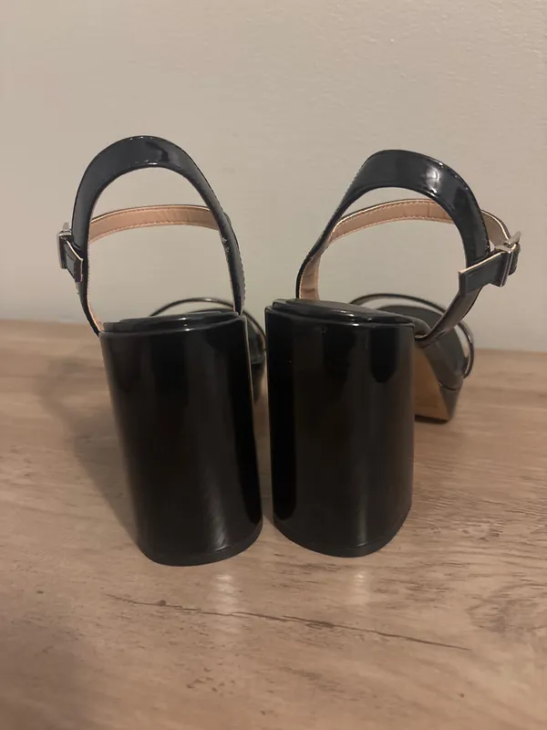 Block Black Heel Size 6 - Image 3