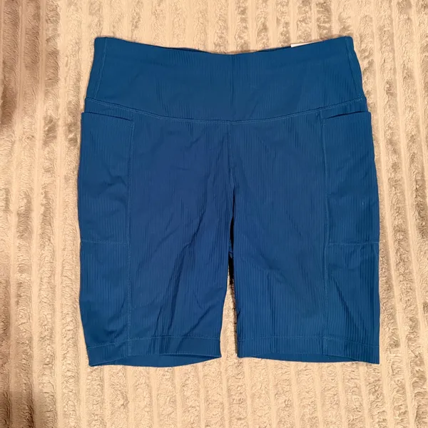Mondetta Performance Luxury Blue Ribbed High Rise Biker Shorts Pockets Large NWT - Image 2