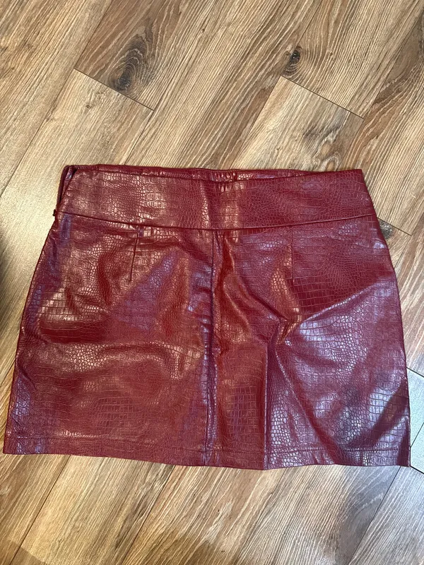 Stradivarius House of the dragon skirt - Image 2
