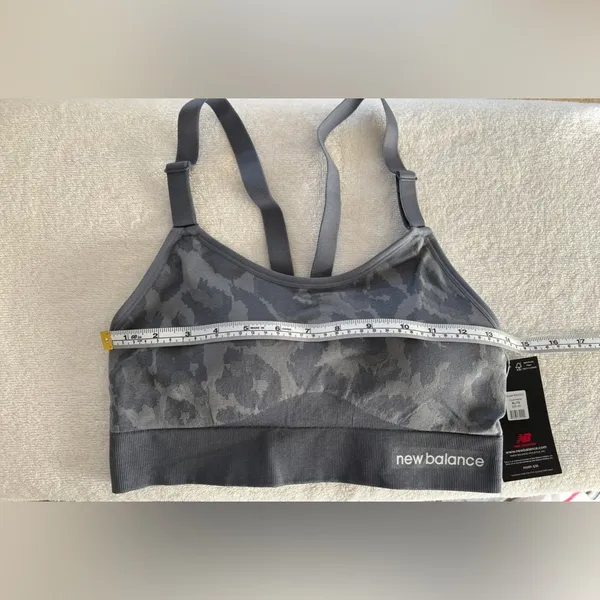 New Balance Medium Impact Sports Bra Color Gunmetal Size XL - Image 3