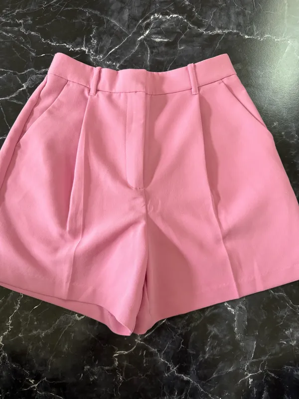 Abercrombie pink trouser shorts - Image 2