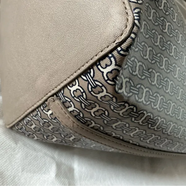 Tory Burch Gemini link large tote in grey coated canvas travel casual handbag - Image 8