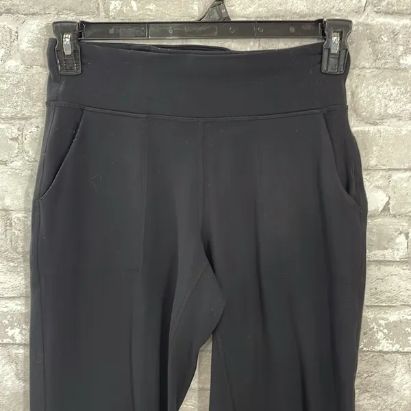 Lululemon Align Jogger 28"
Black - Image 3