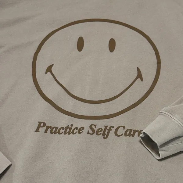 PacSun Cream Smiley Crewneck Sweater - Image 6