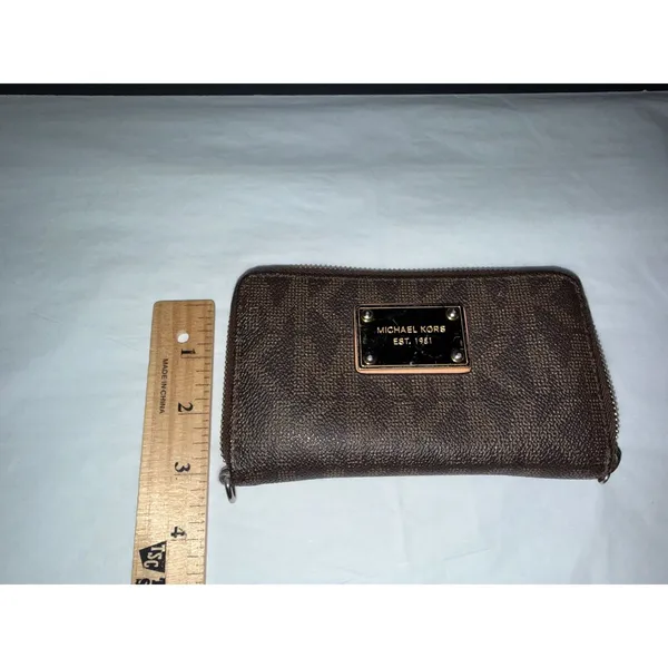 Michael Kors Zip Around Wallet Womens Brown Signature Logo‎ Monogram - Image 5
