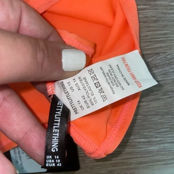 𝅺prettylittlething Orange Sports Bra - Image 4