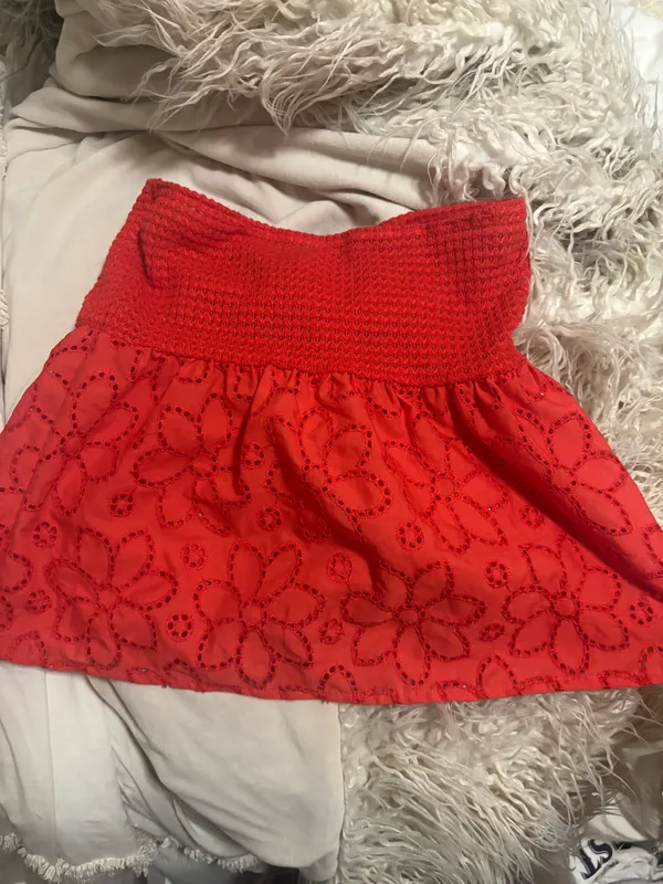 Amazon Red Strapless Top - Image 2