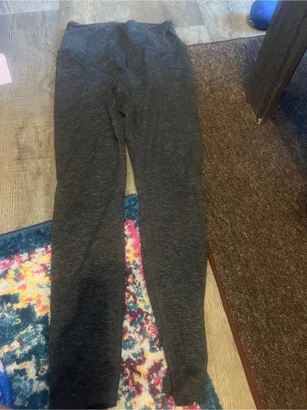 Quince grey leggings small - Image 6